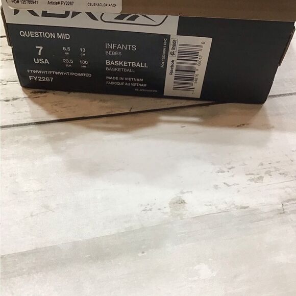 Boys Reebok Question Mid sneakers size 7 - Picture 6 of 7